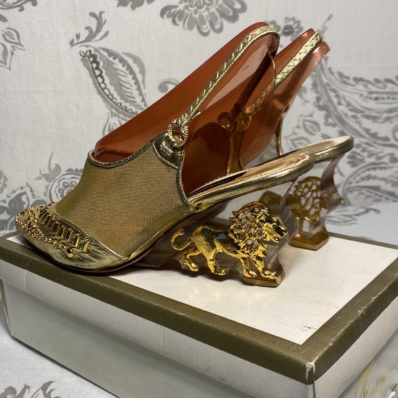 Vintage Fantasy collection woman’s shoes size 8 - Picture 4 of 16